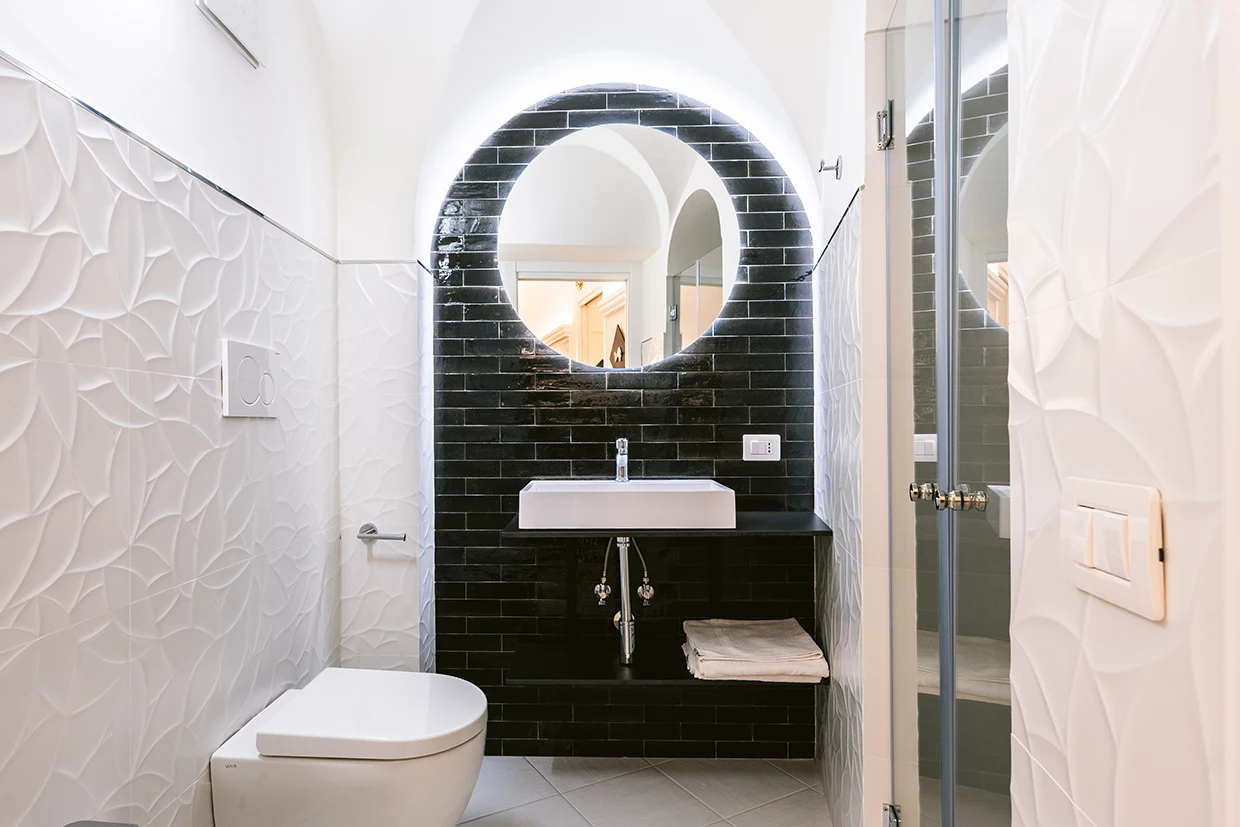 Villa Angelina Urban Retreat toilet restroom