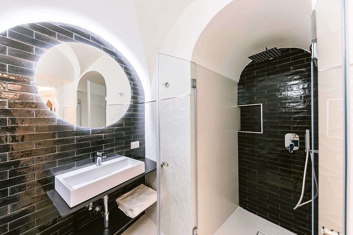 Villa Angelina Urban Retreat toilet restroom